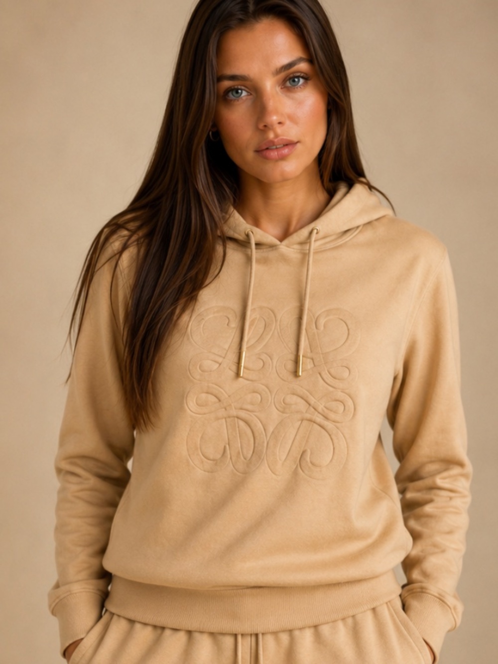 LOWE Beige Women’s Tracksuit Lounge Set